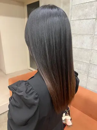 ロング kento レイヤーカットのヘアスタイル