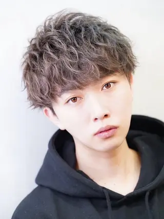 ショート パーマ メンズ フェザーショートメン ズ特化パーマ/そめやのヘアスタイル