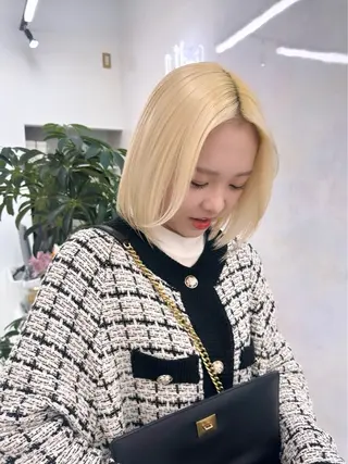 ショート カラー ヘアアレンジ ブリーチ/ヘアケア 🪞TAKUMA🪞のヘアスタイル