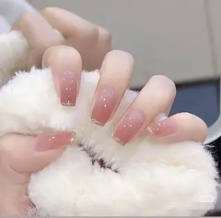 ネイル 長さ出しMORNAIL所属・長出し専門 パーツのネイルデザイン