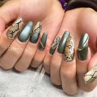 ネイル Starliy所属・~Starliy~ 三重県津市のネイルデザイン