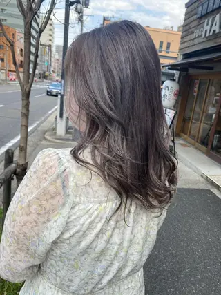 セミロング 🍀透明感抜群🍀/ ハイトーンカラーのヘアスタイル