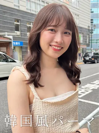 セミロング パーマ 韓国風パーマ/耳つぼ ヘアセット/みづきのヘアスタイル