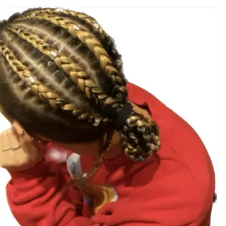 艶カラー/レイヤー /メンズ/マツエクのヘアスタイル