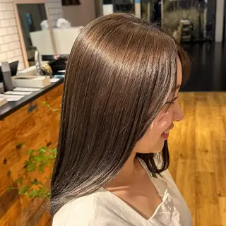 カラー 西澤 希のヘアスタイル