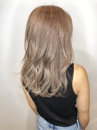 セミロング カラー 美髪改善・ストレート 🌿エクステ/カンジのヘアスタイル