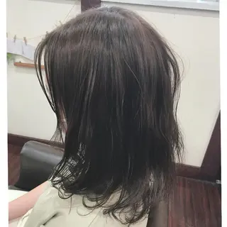 カラー Well‘s黒木🌿 レイヤー💎寒色のヘアスタイル