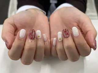 ネイル Basic本厚木店 𝑨𝒀𝑼✨️のネイルデザイン