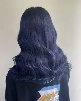 ロング カラー ヘアアレンジ 🩵ダメージレス艶感 ハイトーン🩷のヘアスタイル