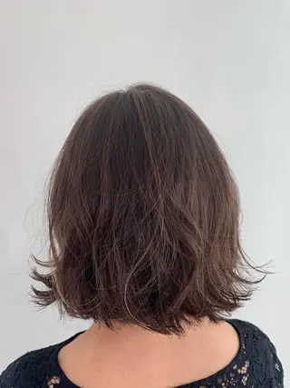 ミディアム カラー パーマ ヘアアレンジ 加藤 綾華のヘアスタイル