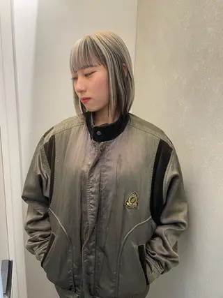 ショート カラー 🎀ボブ＋ハイトーン シュカ👶🏻のヘアスタイル