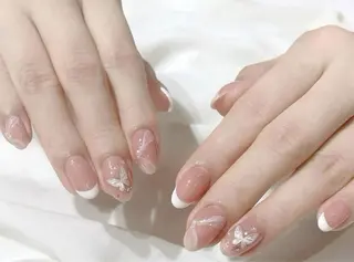 ネイル T. Leeのネイルデザイン