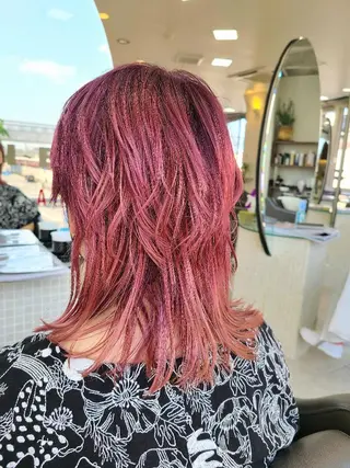 ミディアム GO TODAYシェアサロン岡山店所属・🎗️髪質改善・美髪 艶髪🥇小西邦生のヘアスタイル