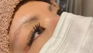 マツエク・マツパ beauty＆eyelush　RADIANCE所属・manaka .Tのマツエク・マツパデザイン