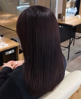 ミディアム カラー FLIP B　AVEDA所属・中西 瑠那のヘアスタイル