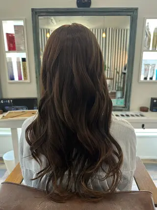カラー sonrie所属・オオバ リビアのヘアスタイル