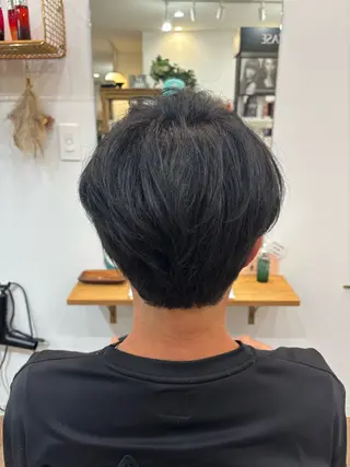 メンズ 志田 萌のヘアスタイル