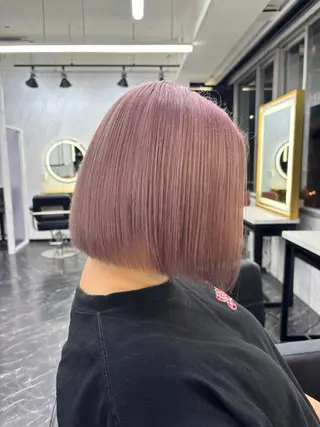 カラー Ria OSAKA所属・Assistant MOEのヘアスタイル