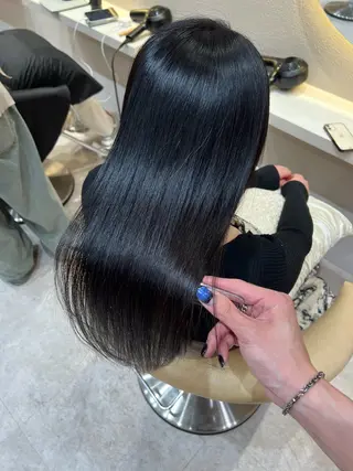 セミロング カラー レイヤーカット/ 顔周り 五島巨幹のヘアスタイル