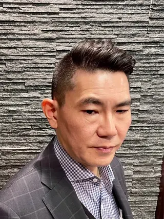 ミディアム ヒロ銀座ヘアーサロン田町店所属・加賀谷 英多のヘアスタイル