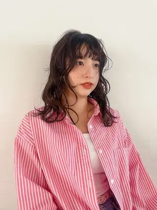 セミロング カラー miku🎀門前仲町 ブリーチ・レイヤーのヘアスタイル