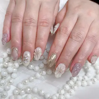 ネイル 菅谷 百花のネイルデザイン