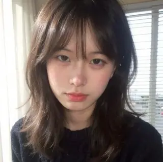 ミディアム カラー ヘアアレンジ ローネス銀座店所属・森山 陽菜のヘアスタイル