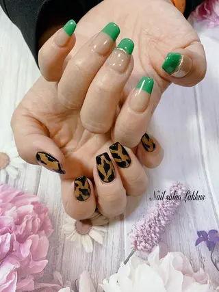 ネイル Lakkus T－CHIのネイルデザイン