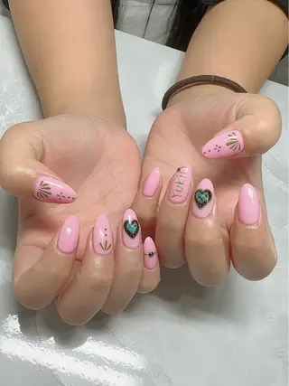 ネイル nyasu nailのネイルデザイン