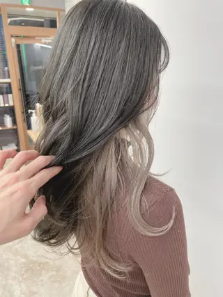 ロング SAEKI【ior 】北千住店ブリーチのヘアスタイル