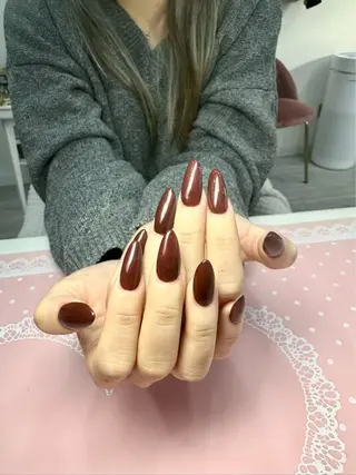 ネイル H'ami Nail Salon所属・りか 長さ出しのネイルデザイン