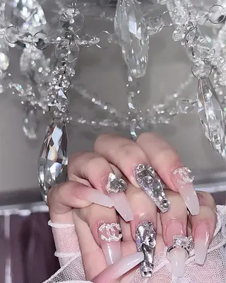 ネイル merci nail所属・merci nailのネイルデザイン