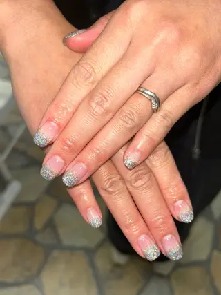 ネイル ネイルサロンエーナイン平岡店所属・川畑 千璃のネイルデザイン