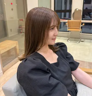 セミロング カラー Amber  池袋所属・クロギ リョウのヘアスタイル