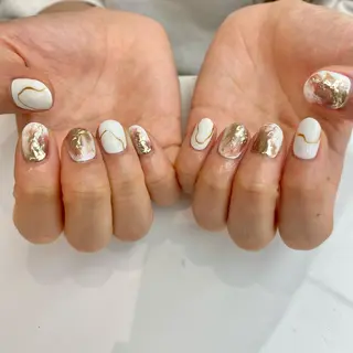 ネイル 安藤 彩乃のネイルデザイン