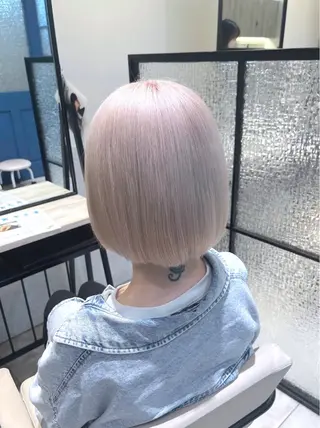 ショート カラー 吉原葵/ハイトーン /インナーカラーのヘアスタイル