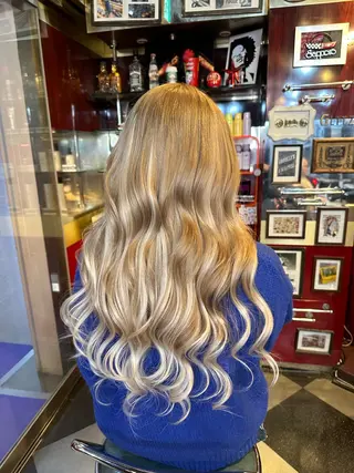 ロング カラー レイヤーカット/ カラー/長谷恵花のヘアスタイル