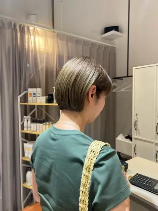 ショート ✨艶髪職人艶カラー✨ 中本輝人のヘアスタイル
