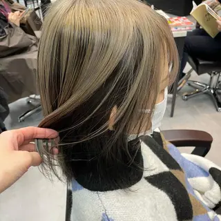 セミロング 🫧艶髪/ブリーチ 🐳honami🫧のヘアスタイル