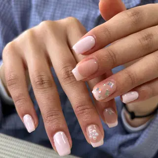 ネイル Laki nailのネイルデザイン