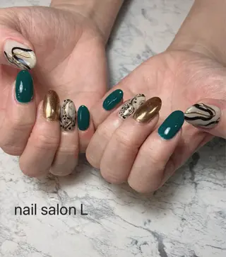 ネイル 吉川市 ネイルサロンLのネイルデザイン