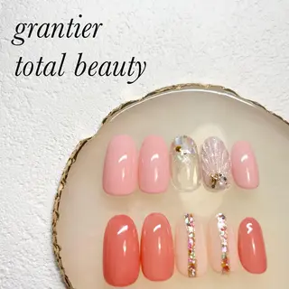 ネイル grantier beautyのネイルデザイン