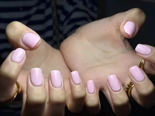 ネイル Nailsalon　CARRY所属・CARRY中目黒 KISHIのネイルデザイン