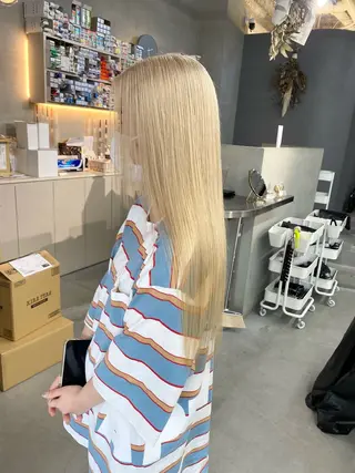 ロング カラー qulim所属・前橋 姫奈のヘアスタイル