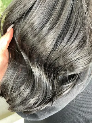セミロング 🐺ミウ 🩵のヘアスタイル