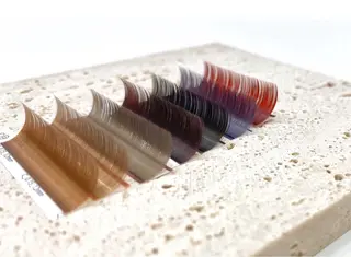 マツエク・マツパ Lowen 野原の眉毛・アイブロウイメージ