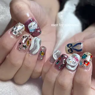 セミロング mer natsumiのネイルデザイン