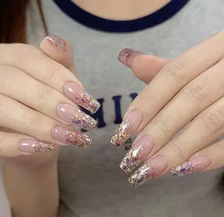 ネイル inf リエネイルサロンのネイルデザイン