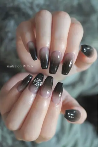 ネイル nailsalon ROSA所属・nail salon ROSA Hのネイルデザイン