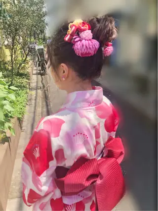 ミディアム ヘアアレンジ SNSで大バズり‼️ 欧米風ヘア大ヒット中のヘアスタイル